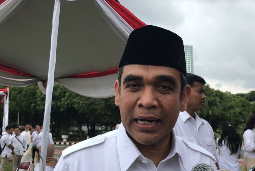 Sekjen Gerindra, Ahmad Muzani, mengatakan para kader ingin Prabowo maju capres 2024