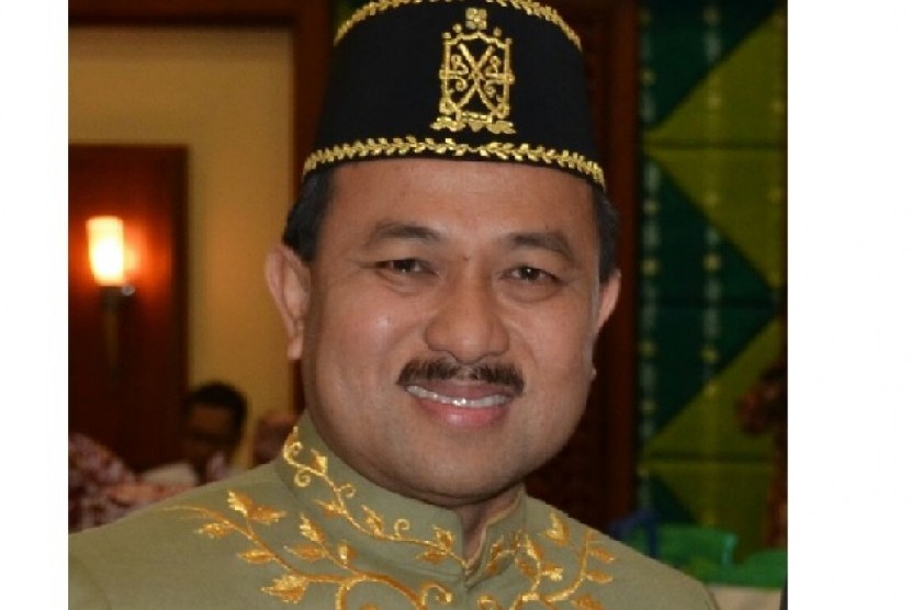  Sekjen Kerapatan Raja Sultan se-Borneo (Kerapatan Borneo), Sultan Haji Khairul Salleh Al Mu’tashim Billah.