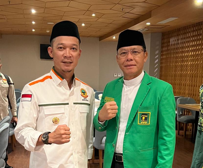 Sekjen Partai Berkarya, Fauzan Rachmansyah saat bertemu Plt Ketua Umum PPP M Mardiono di lokasi harlah ke-50 PPP di ICE BSD City, Kabupaten Tangerang, Provinsi Banten, Jumat (17/2/2023).