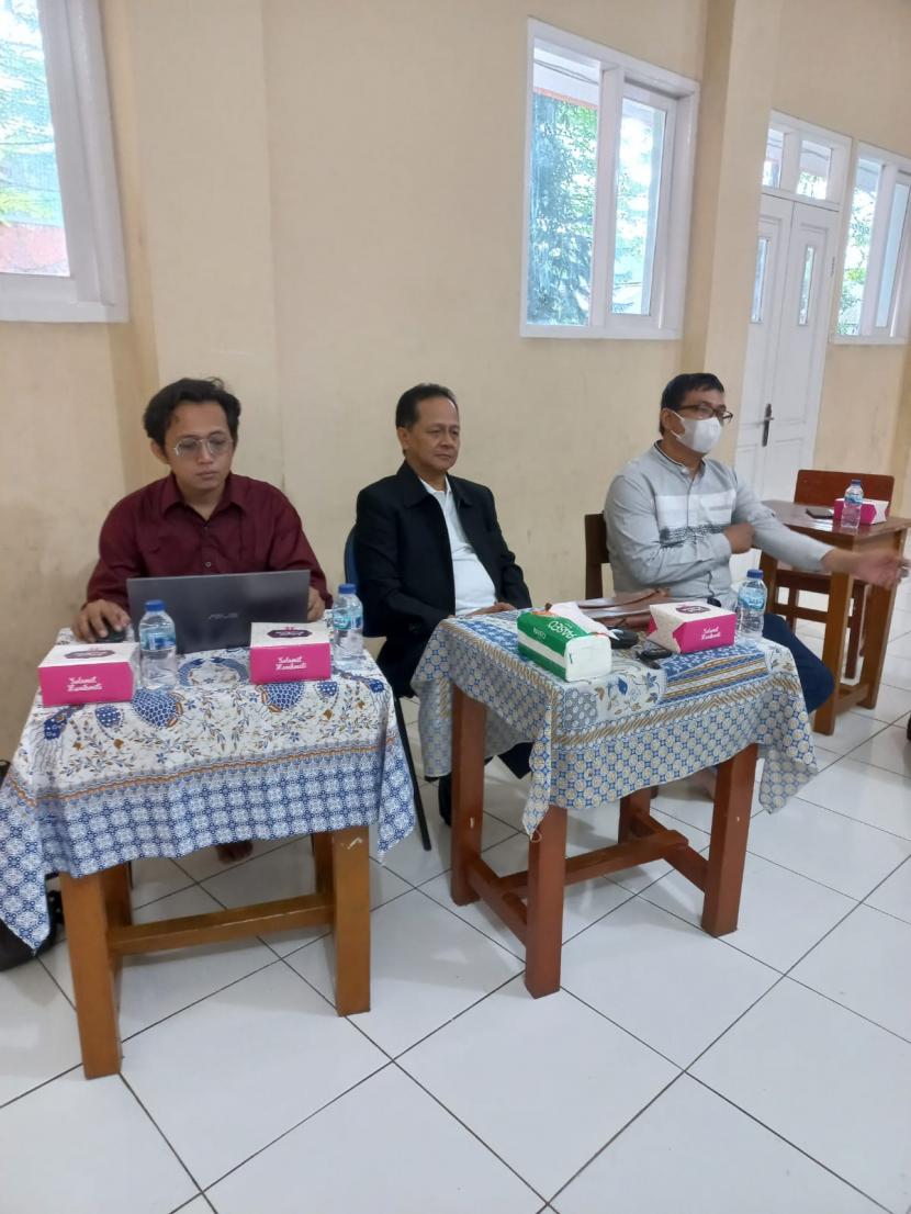 Sekolah Islam Al-Iman Bojonggede, Kabupaten Bogor menyelenggarakan pelatihan kepemimpinan bagi kepala dan wakil kepala sekolah, 5-6 Agustus 2022.