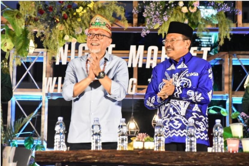 Sekretaris Daerah Provinsi Kalteng, H Nuryakin, saat menghadiri Night Market dan Hasupa Hasundau bersama Menteri Perdagangan Republik Indonesia RI Zulkifli Hasan.