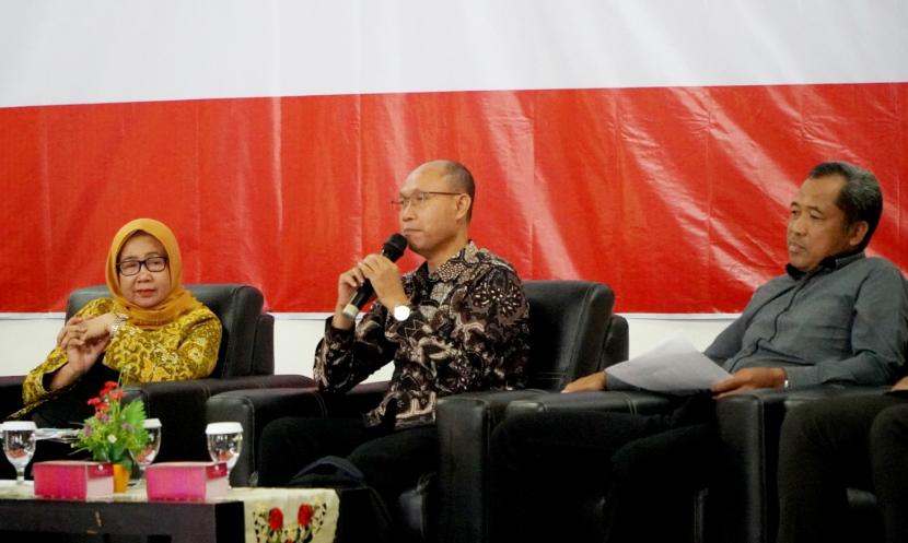   Sekretaris Direktorat Jenderal Protokol dan Konsuler Kemenlu RI, Didik Eko Pujianto,  pada acara Diskusi Publik Pencegahan Tindak Pidan TPPO pada Sektor Judi Online Scam dan Upaya Perlindungan WNI di Luar Negeri, di Semarang, Jateng, 