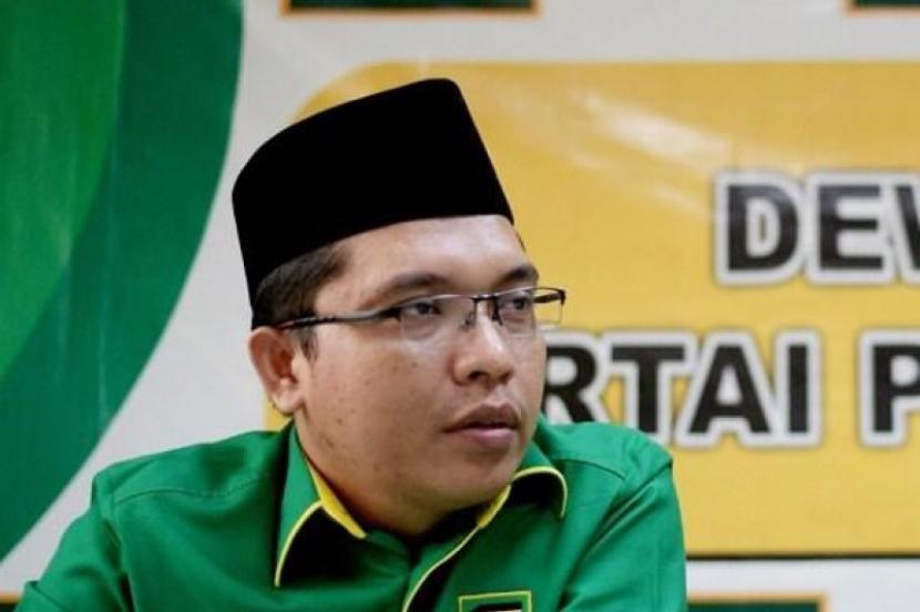 Sekretaris Fraksi Partai Persatuan Pembangunan (FPPP) Achmad Baidowi mengecam keras Holywings Indonesia . ilustrasi