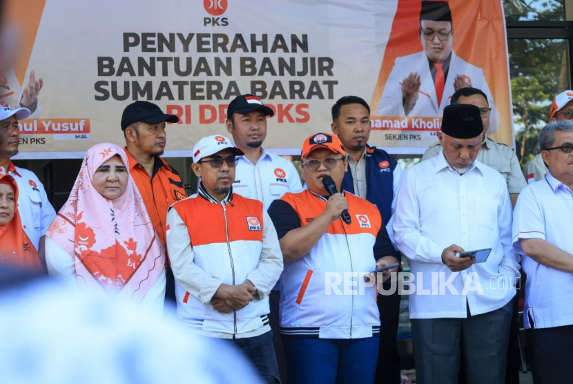 Sekretaris Jenderal DPP PKS Muhammad Kholid di Padang, Sumatera Barat, Senin (1/12/2025)