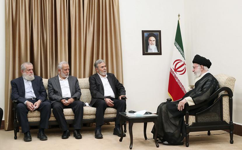 Sekretaris Jenderal kelompok perlawanan Palestina Jihad Islam, Ziyad Al-Nakhalah bertemu dengan Pemimpin Tertinggi Iran, Ali Khamenei. 