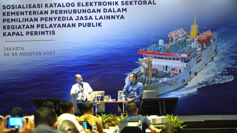 Sekretaris Jenderal Kementerian Perhubungan Novie Riyanto saat menjadi keynote speaker pada Sosialisasi Katalog Elektronik.