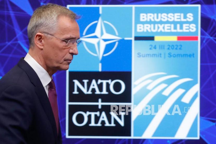 Sekretaris Jenderal NATO Jens Stoltenberg menghadiri konferensi pers yang meninjau KTT NATO yang luar biasa di markas Aliansi di Brussels, Belgia, 23 Maret 2022. KTT NATO akan diadakan di Markas NATO pada 24 Maret 2022. 