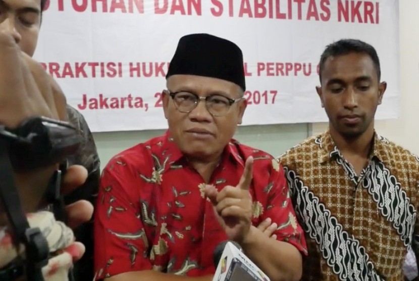 Ketua IPW, Sugeng Teguh Santoso, menilai kegiatan apapun berbau judi semestinya dilarang termasuk di sepak bola