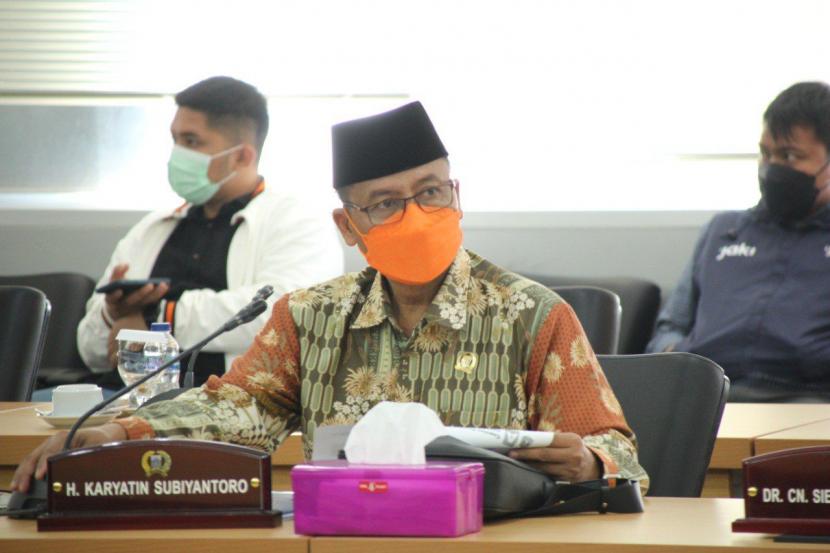 Sekretaris Komisi A DPRD DKI Karyatin Subiantoro.