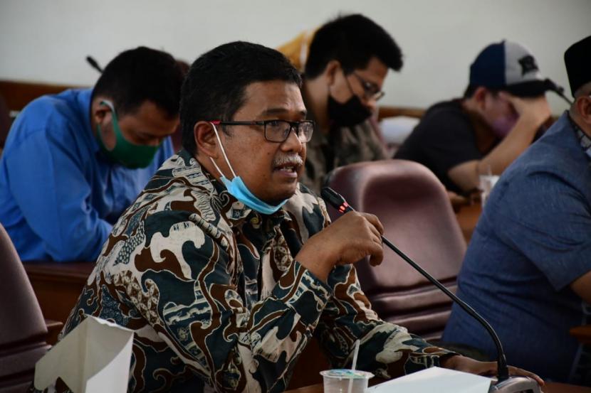 Sekretaris Komisi I DPRD Provinsi Jawa Barat Sadar Muslihat