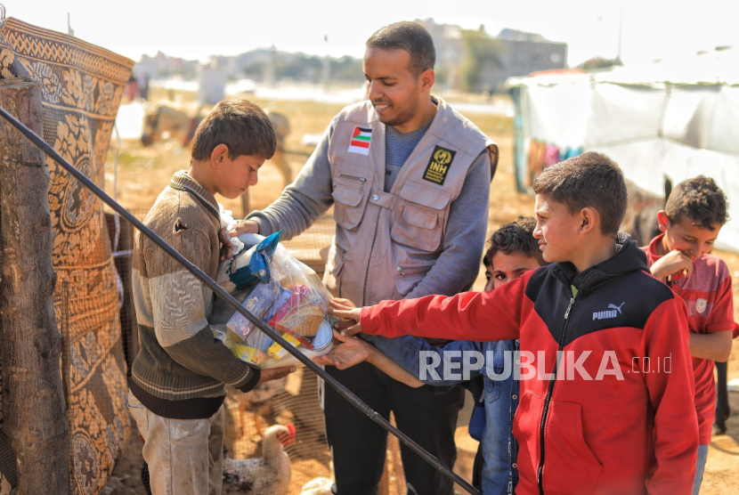 Selama semester pertama tahun 2025, dari bulan Januari hingga Juni, INH telah menyalurkan bantuan kemanusiaan senilai 779.172 dolar AS atau sekitar Rp 13 miliar kepada warga Gaza, baik yang berada di dalam wilayah Gaza maupun pengungsi di luar wilayah tersebut.