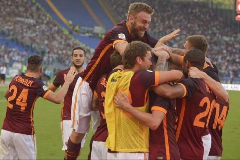 Selebrasi AS Roma usai mengalahkan Juventus