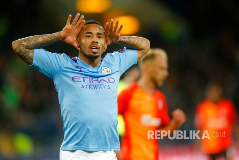 Selebrasi gelandang Manchester City Gabriel Jesus pada laga Grup C Liga Champions di Kharkiv, Ukrainia, Kamis (19/1) dini hari.