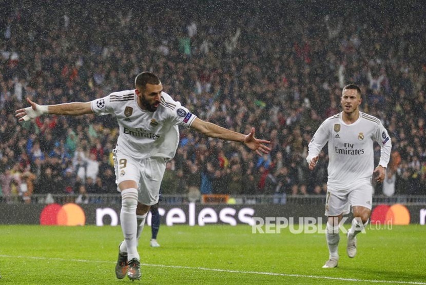  Selebrasi Karim Benzema usai mencetak gol untuk Real Madrid.