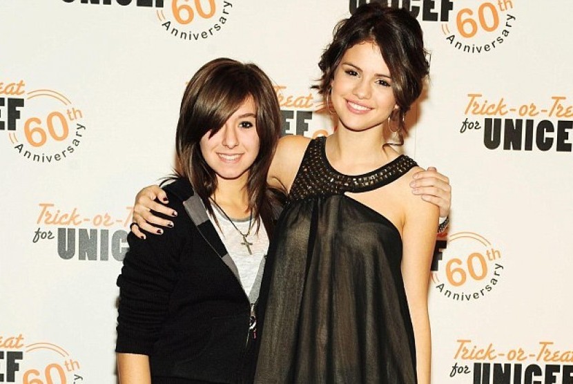 Selena Gomez dan Christina Grimmie