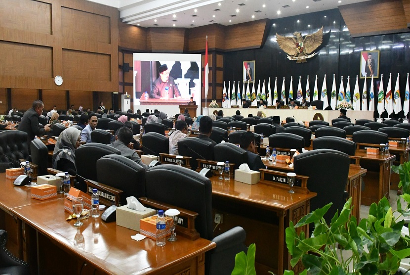Anggota DPRD Provinsi Jawa Barat Daddy Rohanady mengapresiasi pengesahan Anggaran Pendapatan dan Belanja Daerah Provinsi Jawa Barat (APBD Jabar) 2024, belum lama ini.
