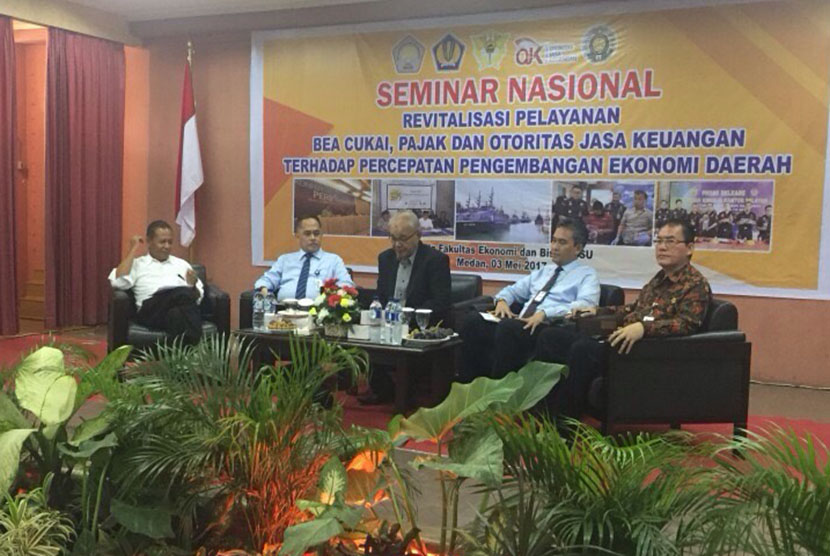 Seminar ekonomi pengembangan wilayah Sumatra Utara. 