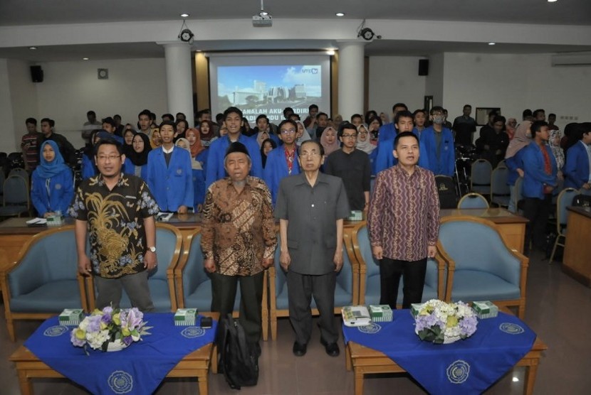 Seminar Kebangsaan dengan tema 'Tantangan Demokrasi Pancasila di Era Milineal', di Universitas Muhammadiyah Purwokerto, Kabupaten Banyumas, Jawa Tengah, Sabtu (24/11).