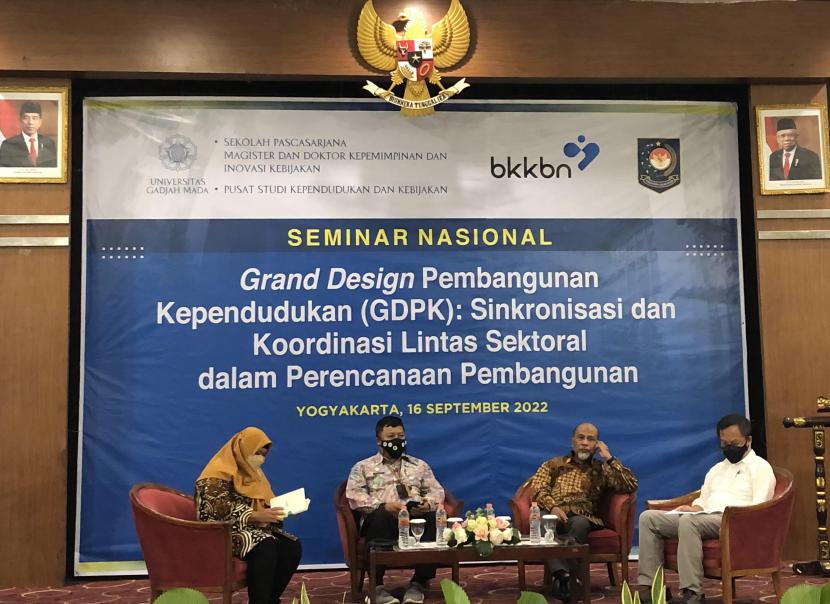 Seminar Nasional Grand Design Pembangunan Kependudukan (GPDK) di Hall Room University Club Hotel, UGM pada Jumat (16/9/2022).