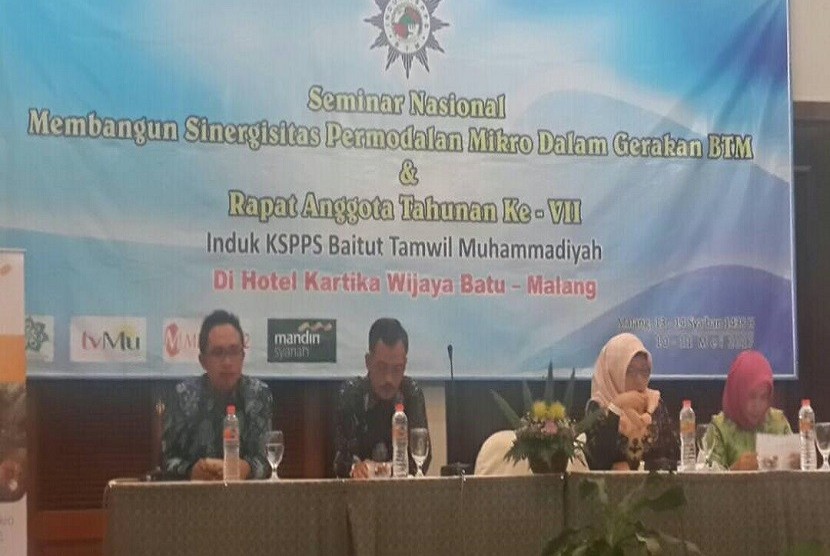 seminar nasional tentang Membangun Sinergisitas Permodalan Dalam Gerakan BTM dan Rapat Anggota Tahunan Induk KSPPS BTM di Batu - Malang Jawa Timur 