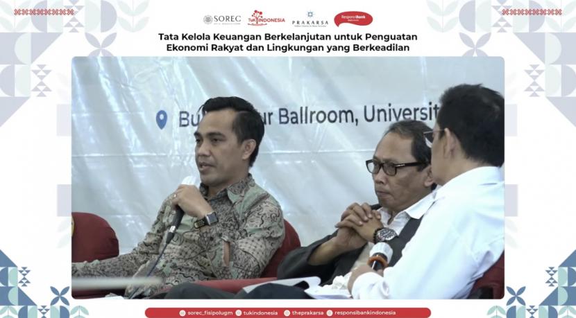 Seminar Tata Kelola Keuangan Berkelanjutan untuk Penguatan Ekonomi Rakyat dan Lingkungan yang Berkeadilan di Ballroom UC Hotel UGM, Senin (10/10/2022).