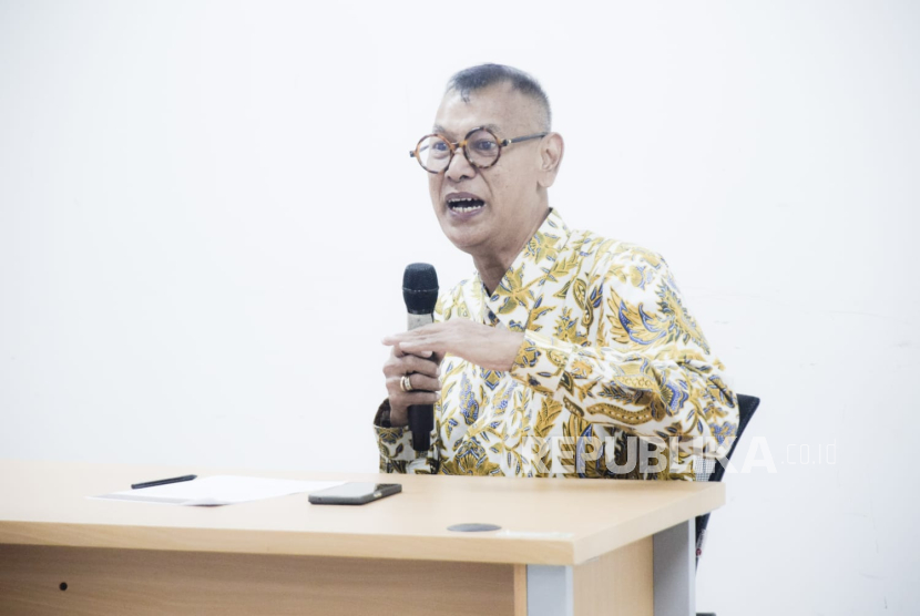 Seniman Afif Syakur Pamerkan Batik dan Luncurkan Buku 'Batikku 3 Negeri' di Yogyakarta