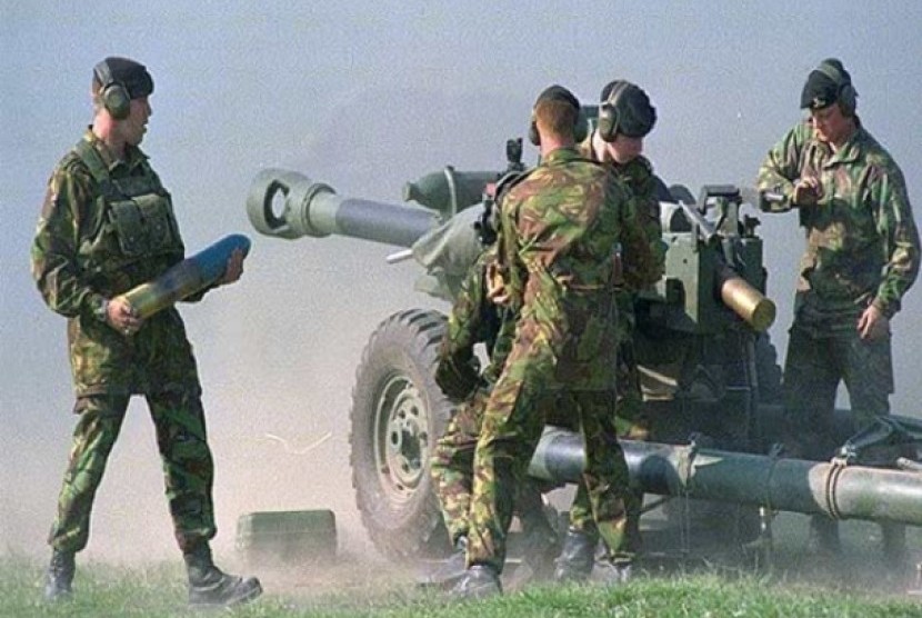 senjata jenis howitzer
