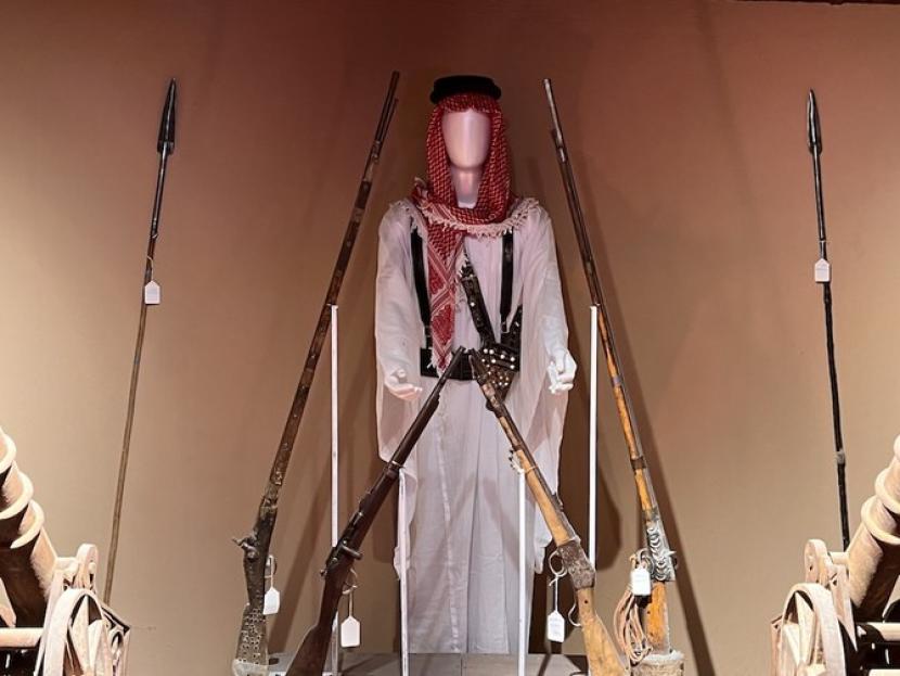 Senjata Peninggalan Raja Arab Saudi Dipamerkan di Festival 