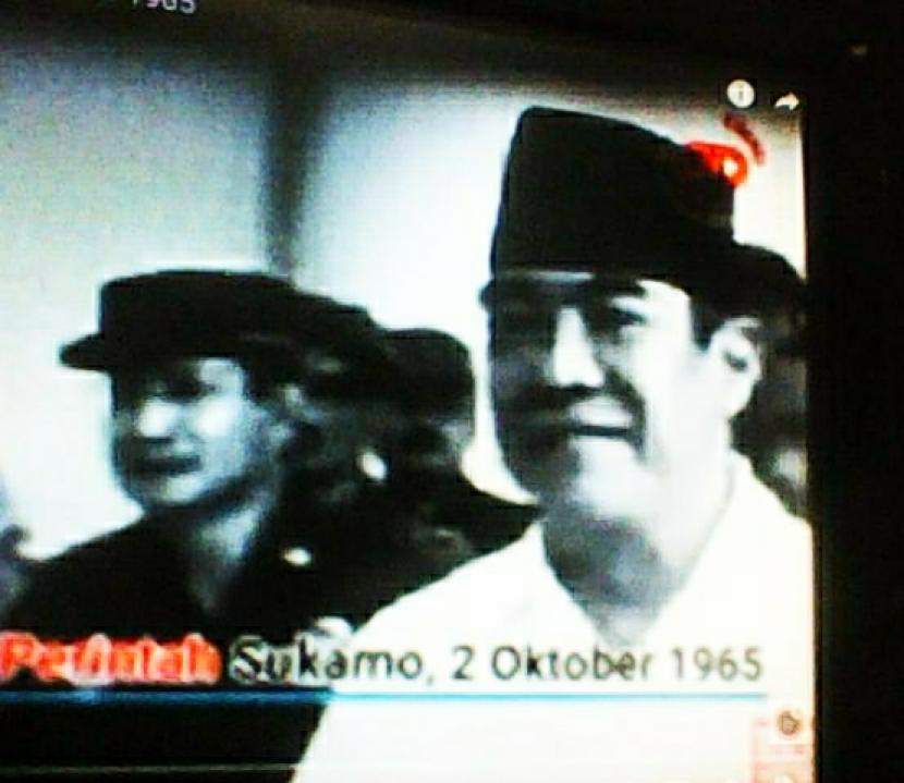 Senyum Bung Karno pada 2 Oktober 1965 setelah bertemu Suharto.