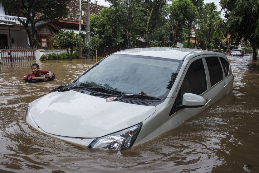 Banjir di Kelurahan Bukitduri, Tebet, Jakarta Selatan