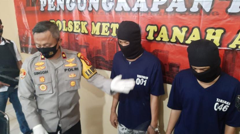 Seorang pedagang kaki lima (PKL) di kawasan Tanah Abang, AN, menikam Aditya, seorang mantan anggota ormas, hingga tewas di Petamburan, Tanah Abang, Jakarta Pusat, Sabtu (5/12). 
