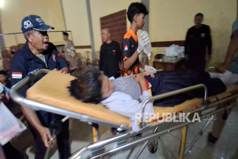 Seorang Siswa Korban Keracunan Usai Makan Bergizi Gratis di Desa Sirnagalih, Kecamatan Cipongkor, Kabupten Bandung Barat (KBB) Dirujuk ke Rumah Sakit, Senin (22/9/2025) Malam. 