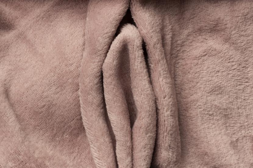 Vagina mengalami gatal (ilustrasi). Sebagian perempuan percaya air garam mampu mengatasi rasa gatal di vagina.
