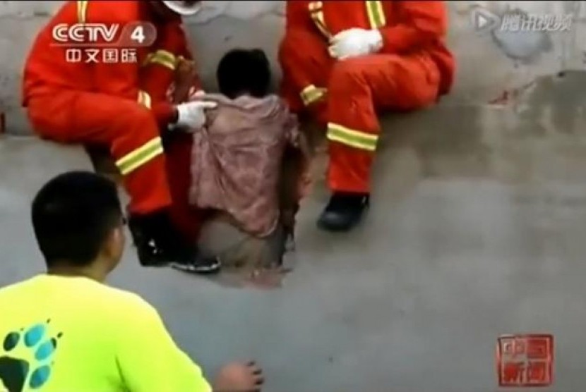 Seorang wanita terjebak selama tujuh jam di Cina
