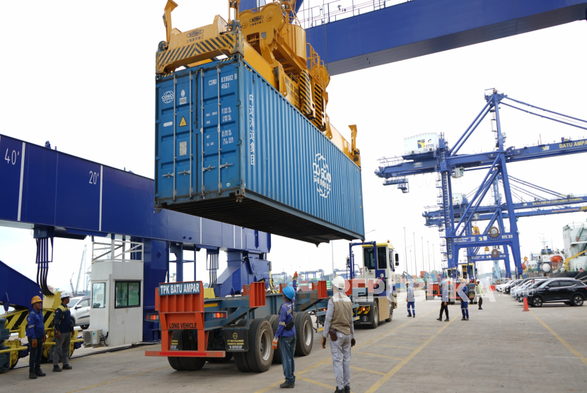Sektor Logistik Batam Melonjak, Peti Kemas dan General Cargo Tumbuh 2 Digit