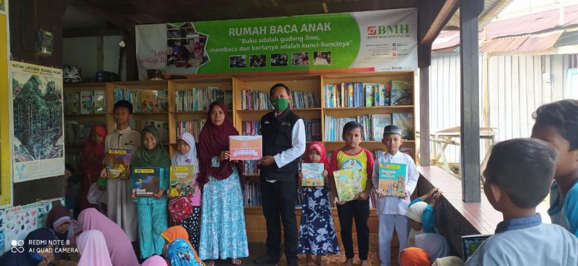Sepanjang tahun 2020,  BMH telah mendirikan 6 Rumah Baca Anak di Kalimantan Timur.