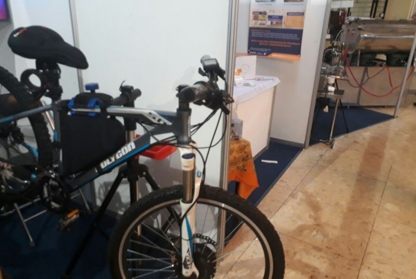 Sepeda gowes listrik atau elektronik bike (e-Bike) karya mahasiswa dan dosen Fakultas Teknik Universitas Brawijaya.