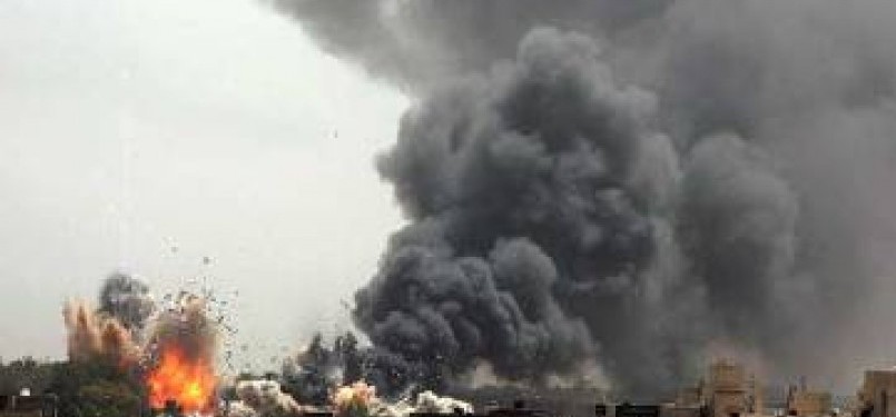 Serangan udara NATO di ibu kota Libya, Tripoli.