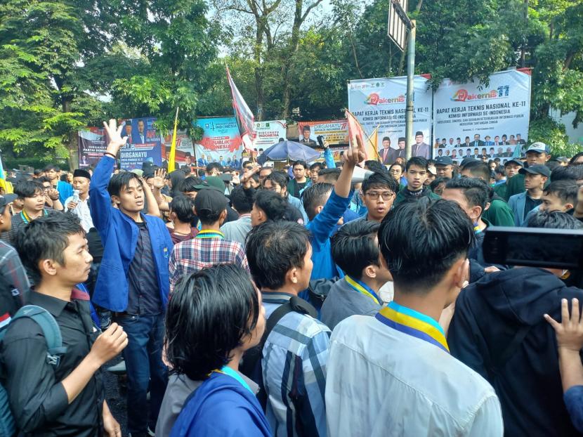 Aksi demonstrasi mahasiswa (ilustrasi) 