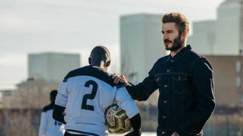 Serial dokumenter Save Our Squad with David Beckham segera tayang mulai 9 November 2022.