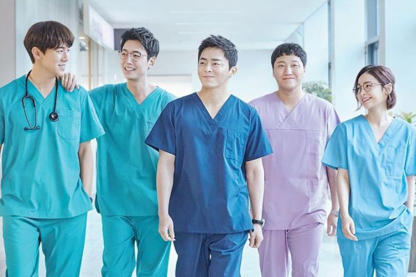 Serial drama korea 'Hospital Playlist'.