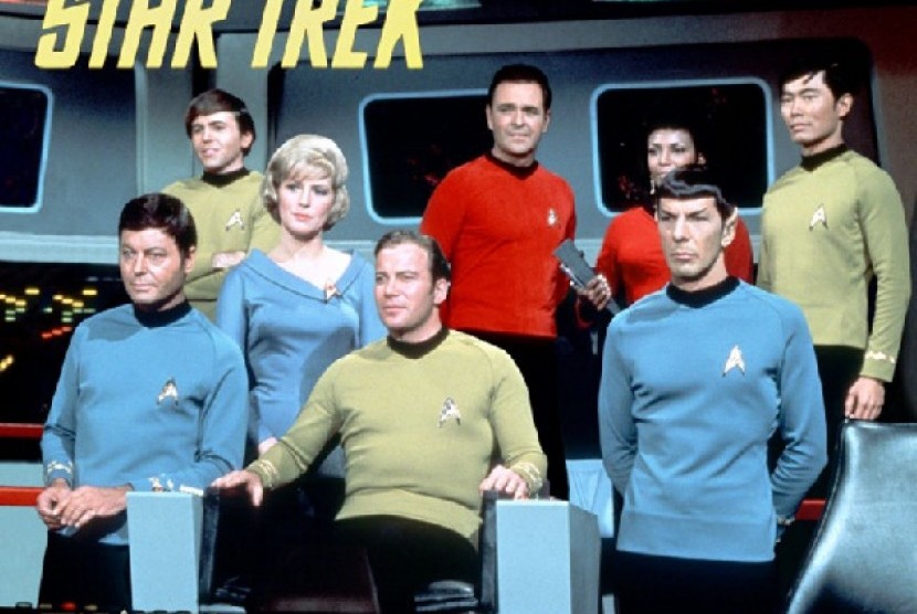 Serial pertama Star Trek pada 1966. Star Trek Day diperingati tiap 8 September.