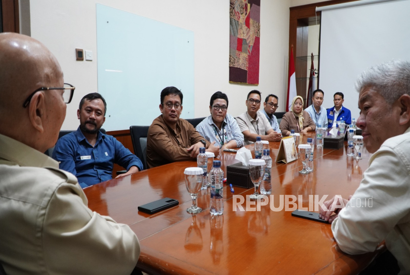 Serikat Karyawan Garuda Indonesia (Sekarga) dan Ikatan Awak Kabin Garuda Indonesia (IKAGI)