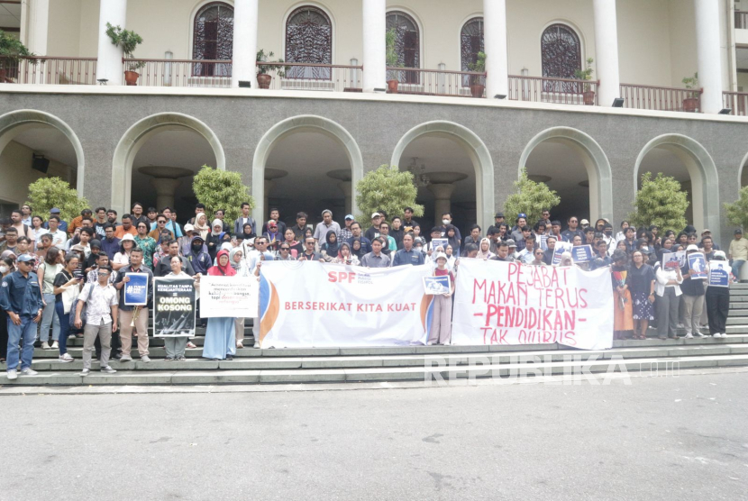 Serikat Pekerja Fisipol UGM Gelar Aksi Solidaritas Tuntut Tukin