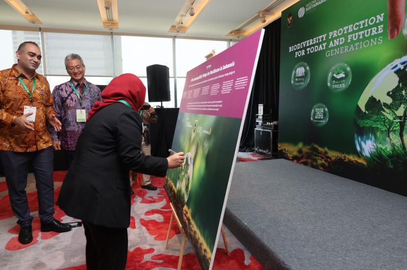 Sesi tematik di konferensi tingkat nasional, Indonesia Sustainability Forum 2023.