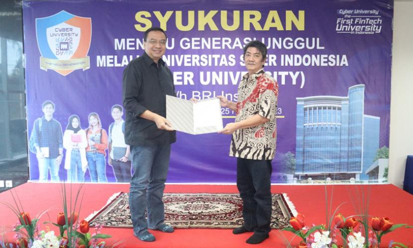  Sesuai dengan Surat Keputusan (SK) Menteri Pendidikan, Kebudayaan, Riset dan Teknologi Nomor 2/E/O/2023, The First Fintecth University in Indonesia, BRI Institute kini telah resmi menjadi Cyber University, pada Selasa 10 Januari 2023.
