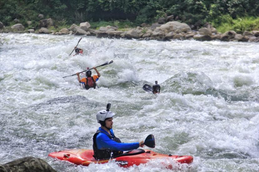 Setelah tiga tahun absen karena pandemi, festival dan kompetisi kayak internasional kembali memeriahkan Desa Parhitean, Kabupaten Asahan, Sumatera Utara. (ilustrasi)