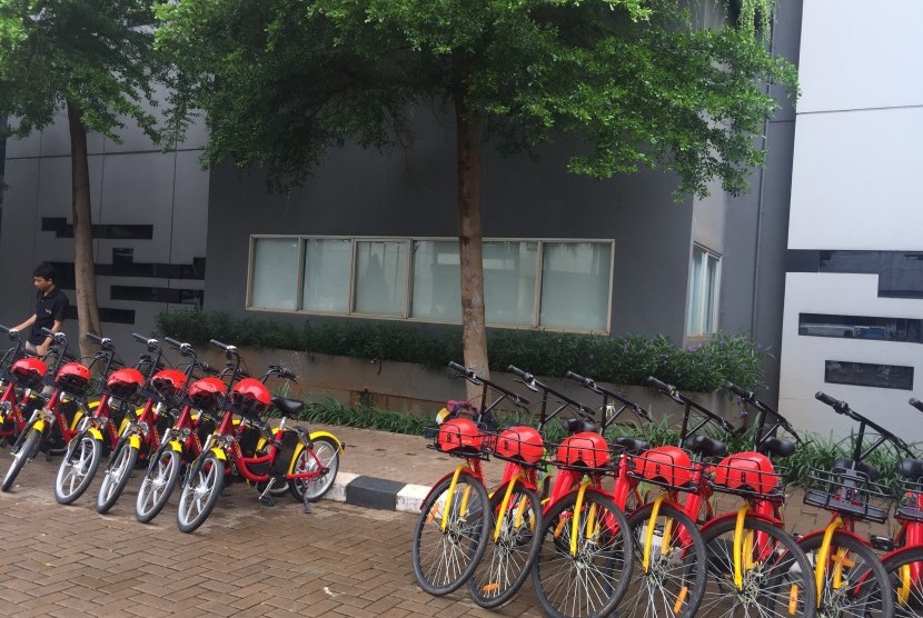 Setelah Universitas Indonesia dan Telkom, aplikasi ride sharing Gowes kini merangkul Universitas Binus menyediakan sepeda dan sepeda listrik.
