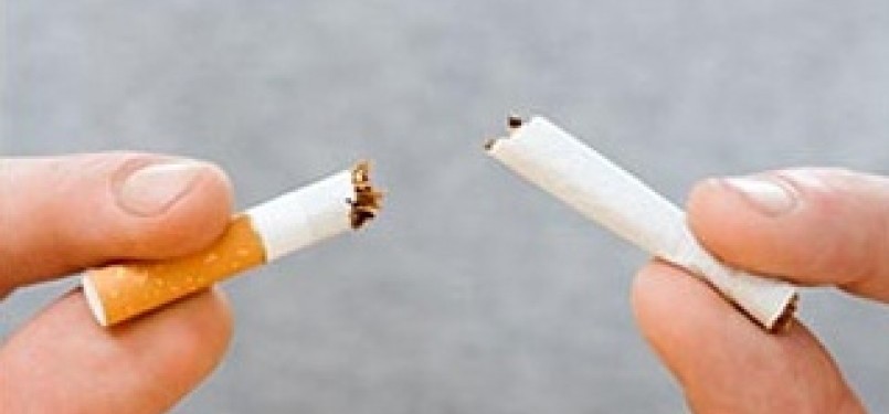 Setiap Muslim perlu belajar sugesti untuk tidak merokok saat berbuka ataupun sahur.