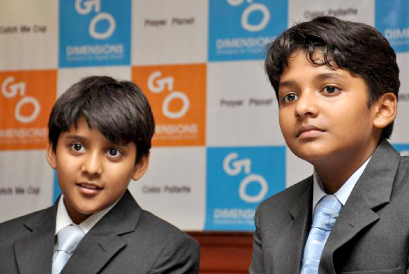 Sharvan (on the left) Co-Founder and Sanjay (on the right) CEO of GoDimentions
